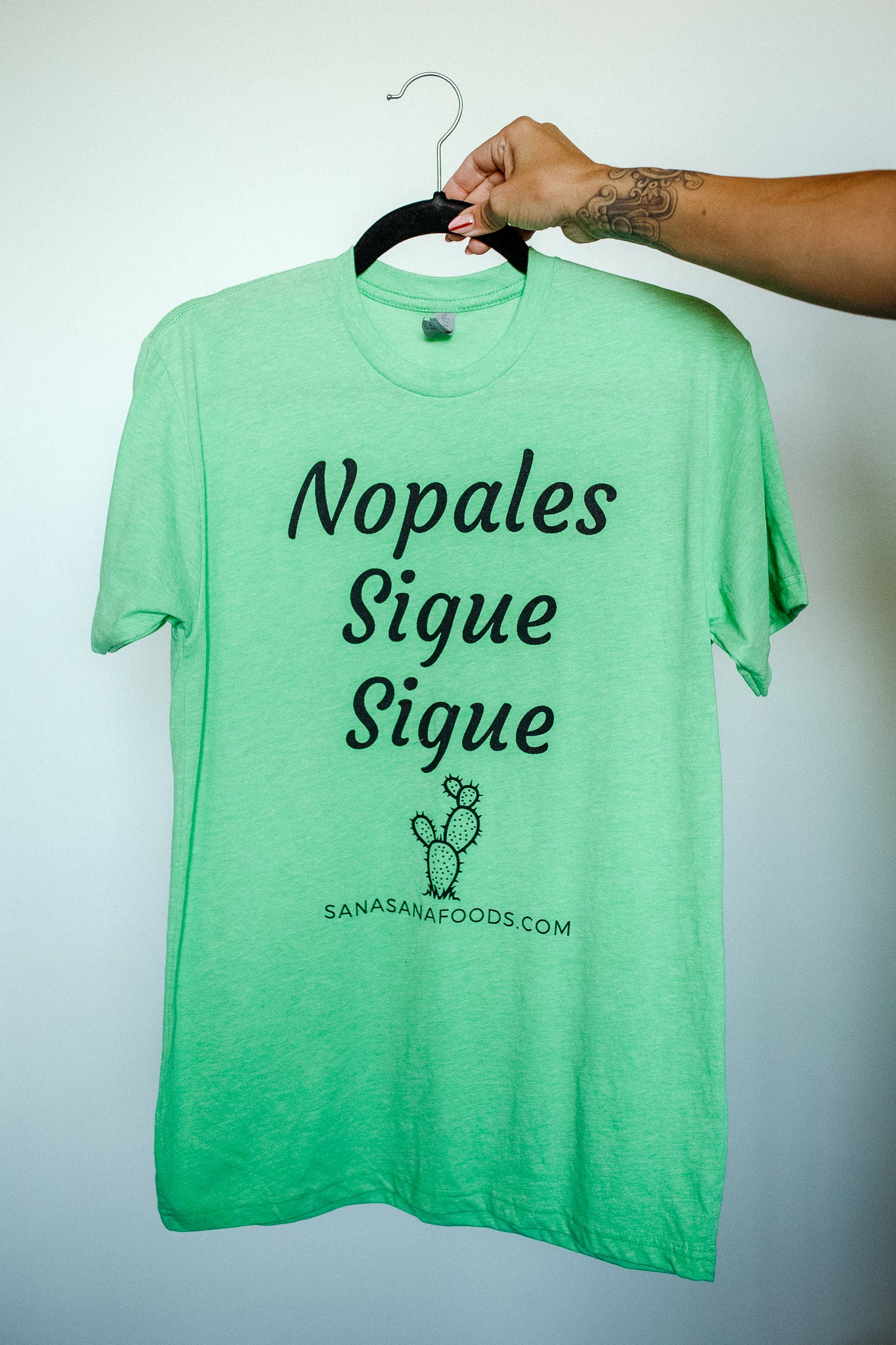 Nopales Sigue Sigue Tee