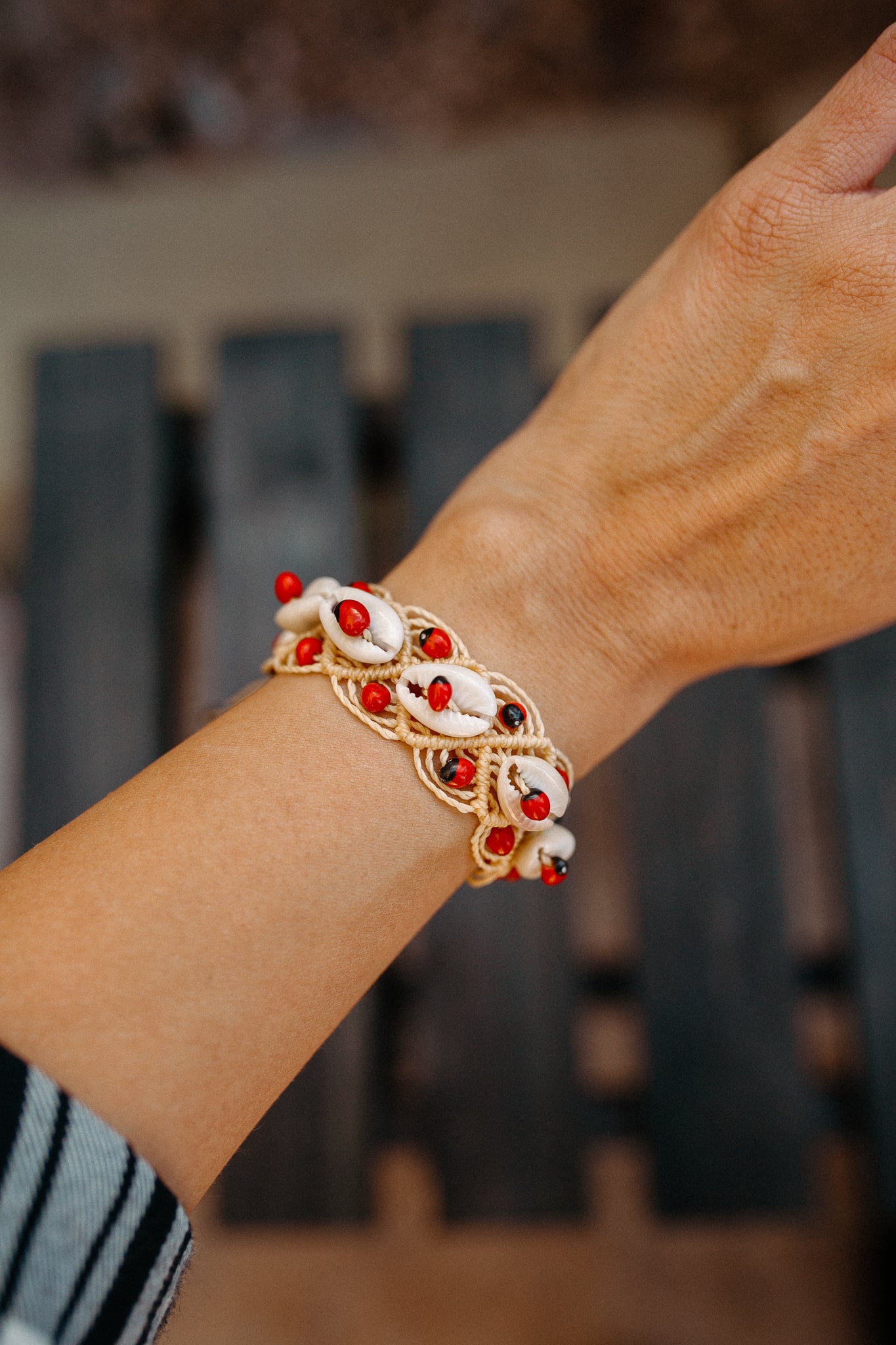 Red Seed Concha Bracelet