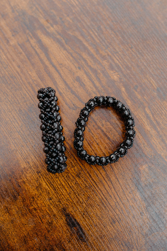 Ecuadorian Interlaced Black Beaded Bracelet