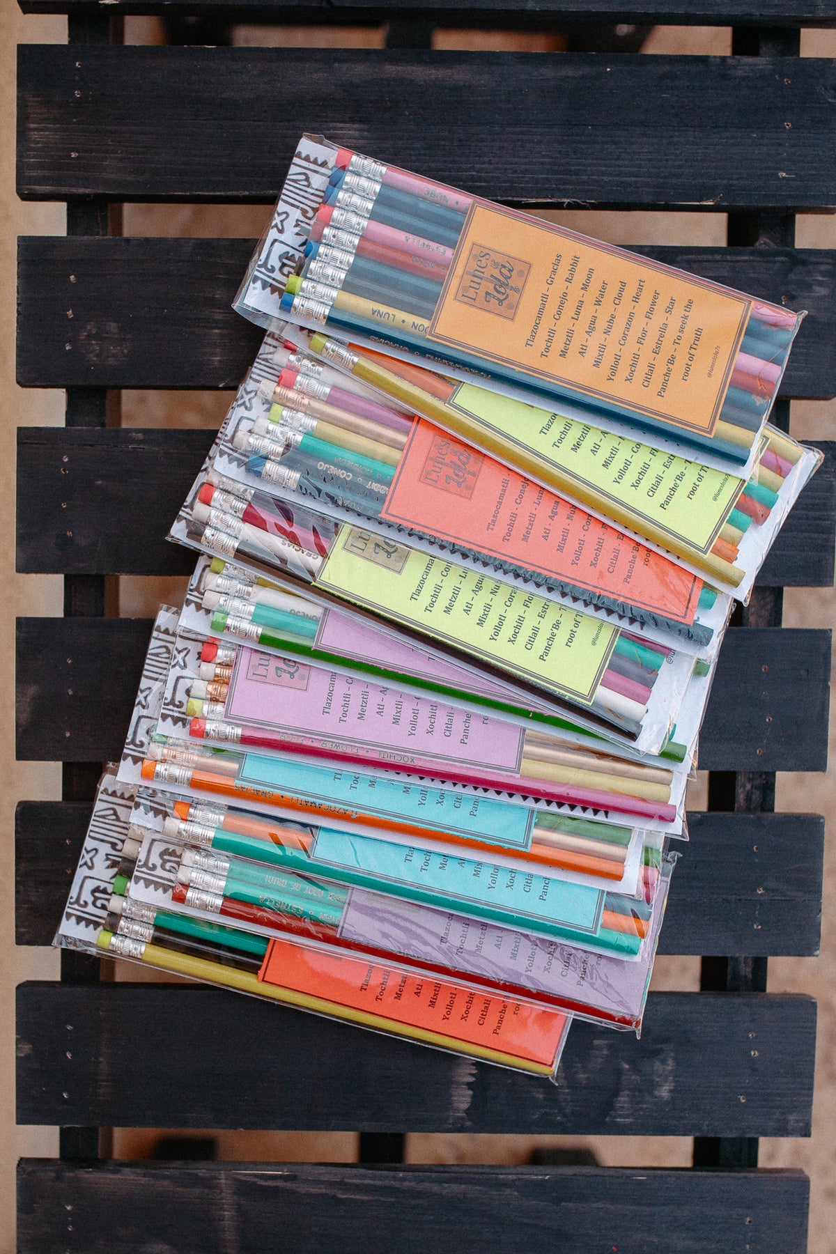 Lunes & Lola 7's Trilingual Pencil Pack