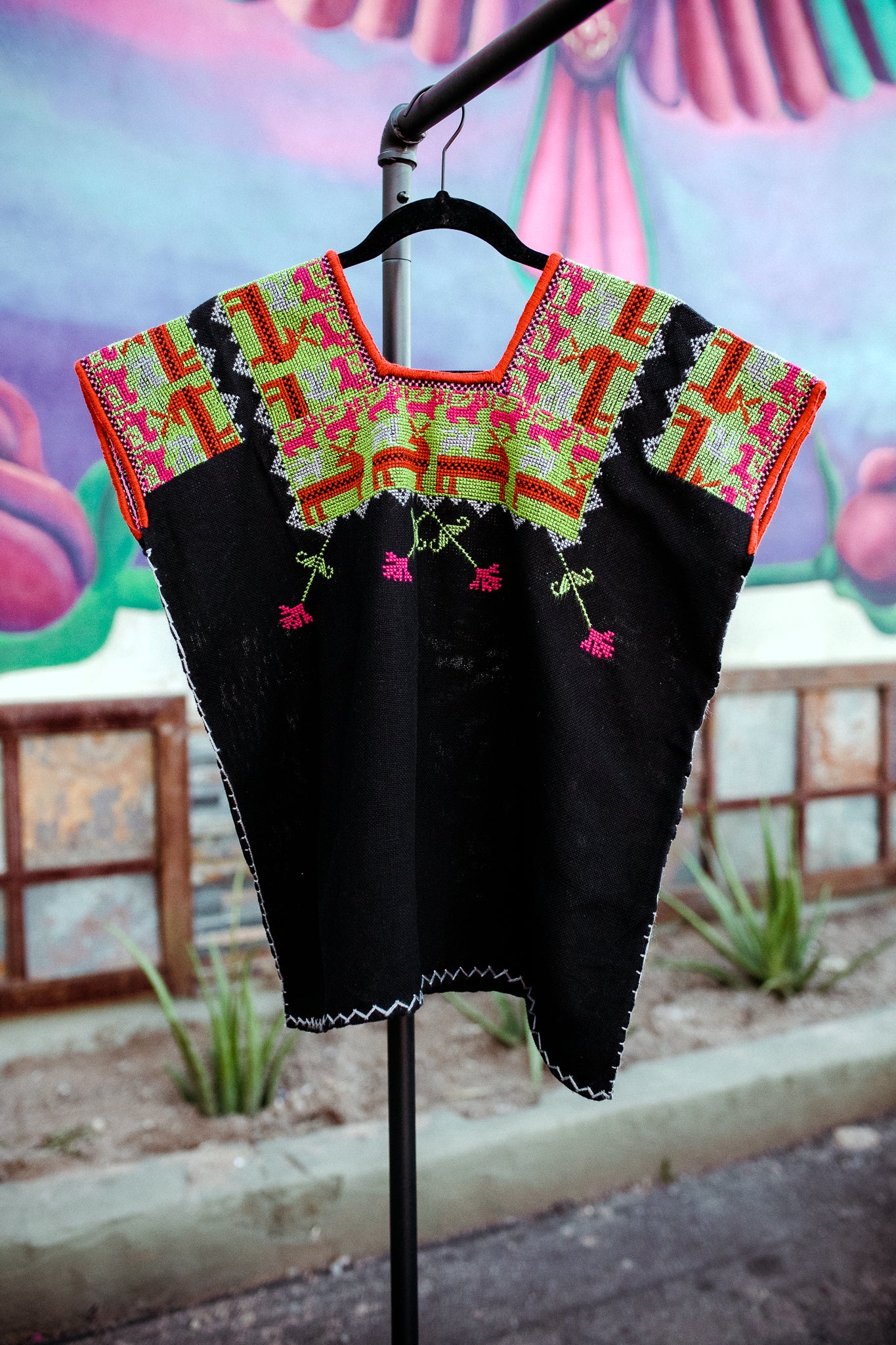 Huanengo Purepecha - Negro de Venados